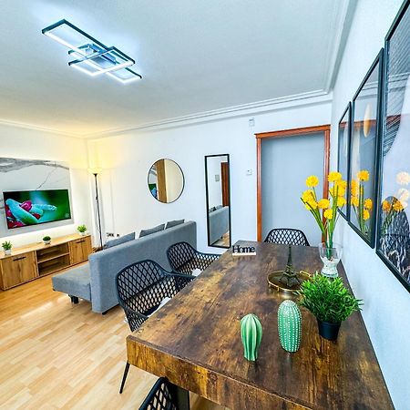 El Angel Del Pilar Turistea Apartment Zaragoza Bagian luar foto